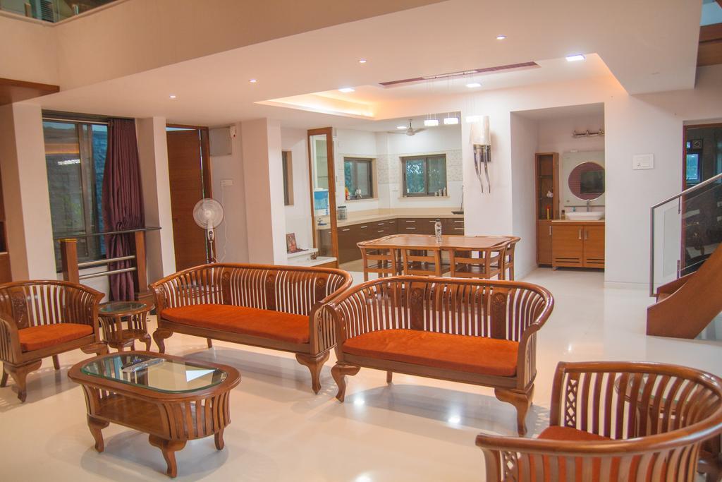 קולהאפור Gulmohar - Luxurious Penthouse Family Rooms מראה חיצוני תמונה